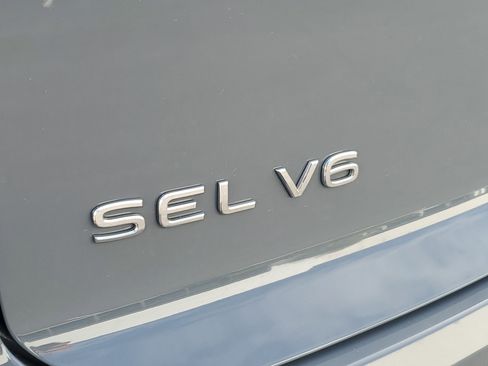 Used 2023 Volkswagen Atlas Cross Sport SEL image 6