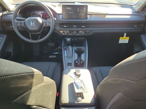 Used 2026 Honda Accord SE image 31