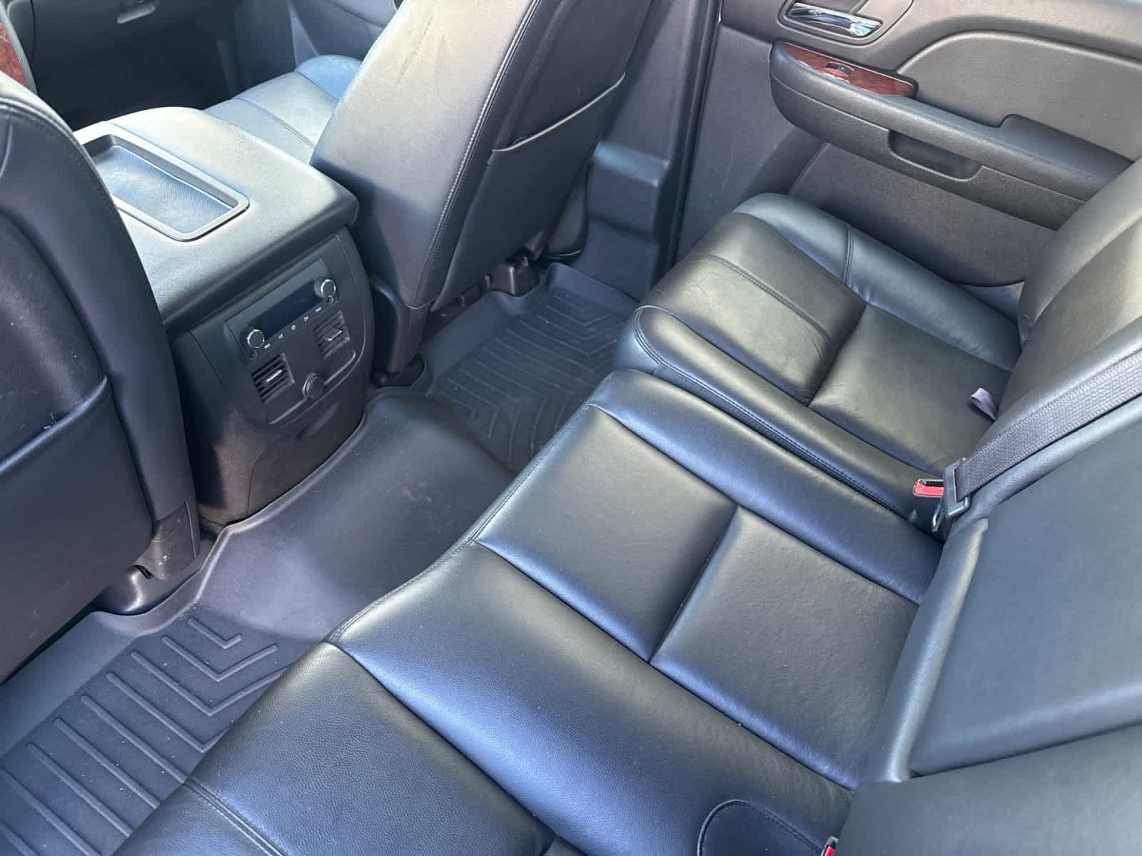 Used 2012 Chevrolet Avalanche LT AWD/4WD image 4