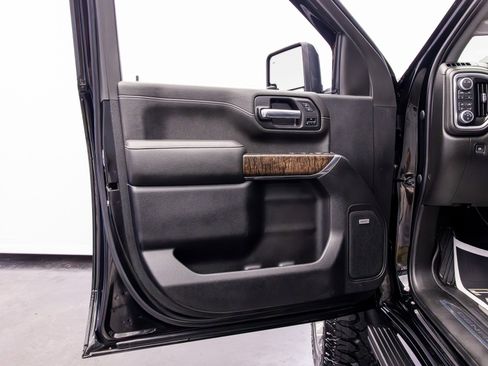 Used 2020 GMC Sierra 2500 Denali w/ Denali Ultimate Package AWD/4WD image 32