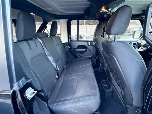 Used 2022 Jeep Wrangler Unlimited Rubicon 4xe w/ Cold Weather Group image 31