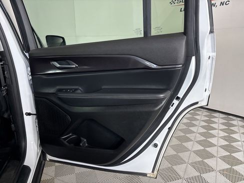 Used 2023 Jeep Grand Cherokee L Laredo w/ Luxury Tech Group I image 24