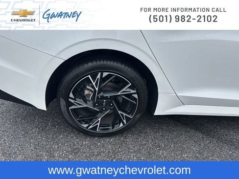 Used 2025 Kia K5 GT-Line image 11