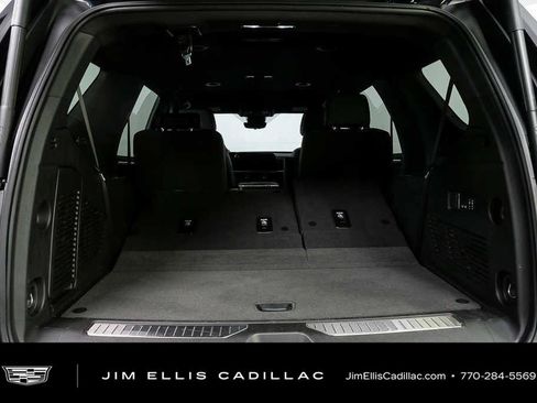 Used 2025 Chevrolet Tahoe High Country RWD image 31