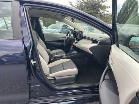 Used 2024 Toyota Corolla LE image 14