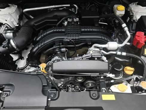 Certified 2024 Subaru Crosstrek 2.0i Premium AWD/4WD image 31