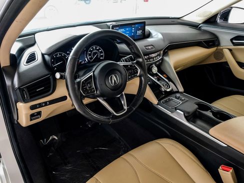 Used 2021 Acura TLX image 2