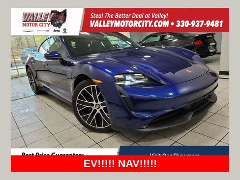 Used 2021 Porsche Taycan image 1