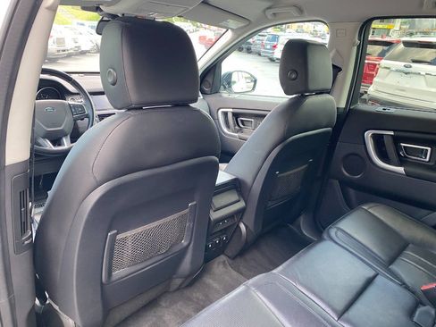 Used 2017 Land Rover Discovery Sport HSE AWD/4WD image 23