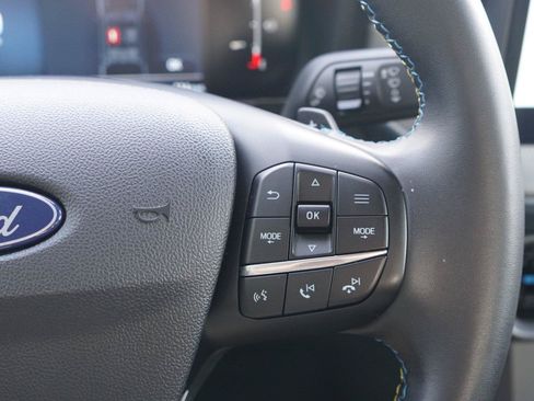 Certified 2025 Ford Maverick Lobo AWD/4WD image 16