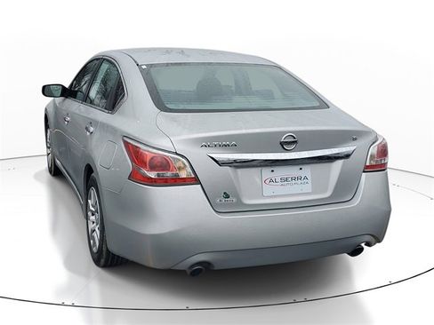 Used 2015 Nissan Altima 2.5 S w/ Power Driver Seat Package image 3