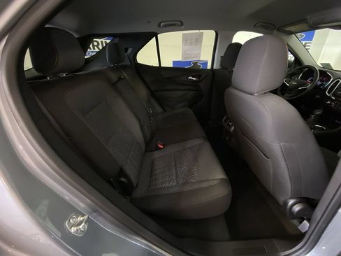 Used 2024 Chevrolet Equinox LT FWD image 32