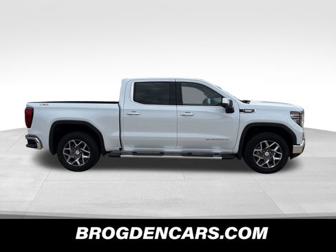 New 2026 GMC Sierra 1500 SLT w/ SLT Premium Plus Package AWD/4WD image 2