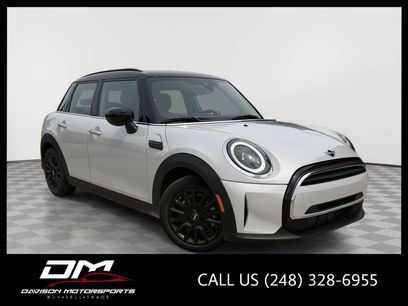 Used 2022 MINI Cooper 4-Door Hardtop w/ Premium Package