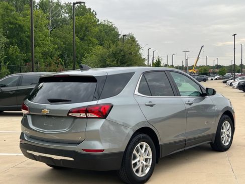 Used 2023 Chevrolet Equinox LT FWD image 12