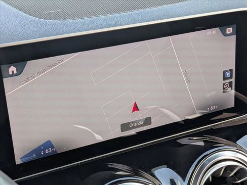 Used 2021 Mercedes-Benz GLB 250 image 13