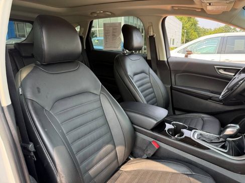 Used 2016 Ford Edge SEL w/ Equipment Group 201A FWD image 25