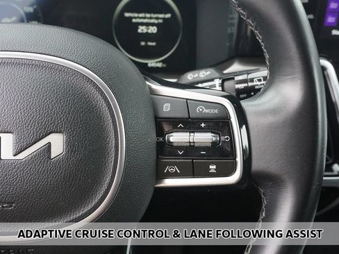 Used 2023 Kia Sorento SX FWD image 5