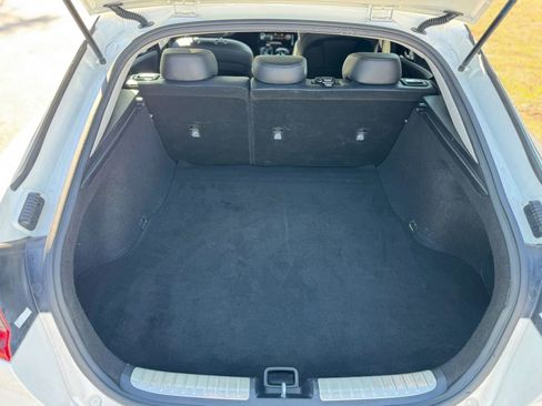 Used 2019 Kia Stinger RWD image 21