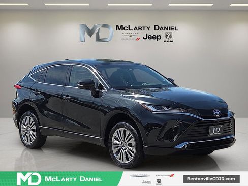 Used 2024 Toyota Venza Limited AWD/4WD image 1