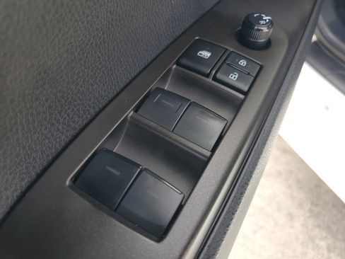 Certified 2023 Toyota Camry SE FWD image 19
