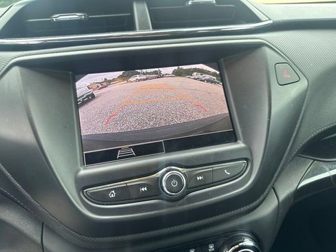 Used 2023 Chevrolet TrailBlazer LS FWD image 17