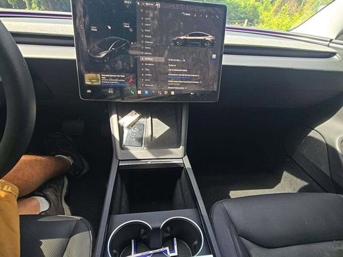 Used 2024 Tesla Model 3 Standard Range RWD image 6