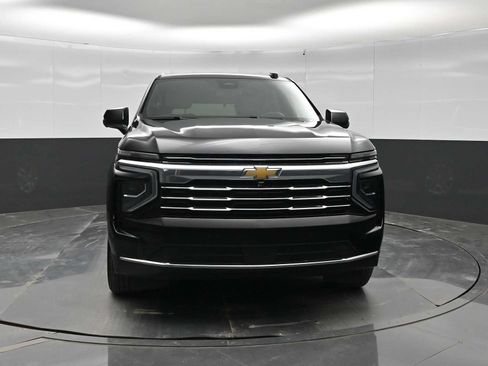 Used 2025 Chevrolet Tahoe LT AWD/4WD image 2