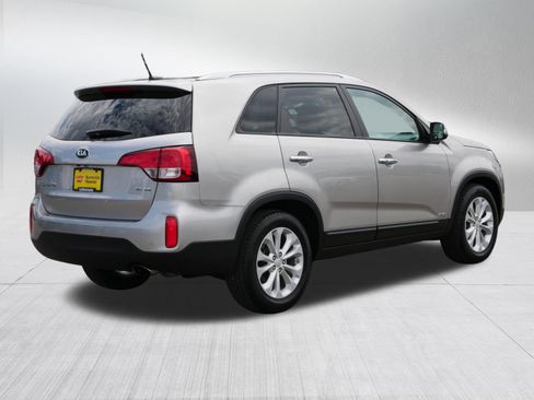 Used 2015 Kia Sorento EX w/ EX V6 Touring Package AWD/4WD image 7