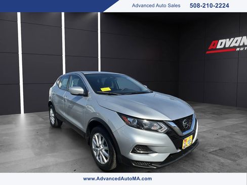 Used 2021 Nissan Rogue Sport S image 1