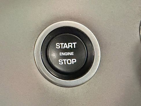 Used 2022 Land Rover Range Rover Evoque S image 23