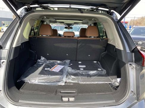 New 2026 Nissan Rogue Platinum w/ Platinum Premium Package image 6