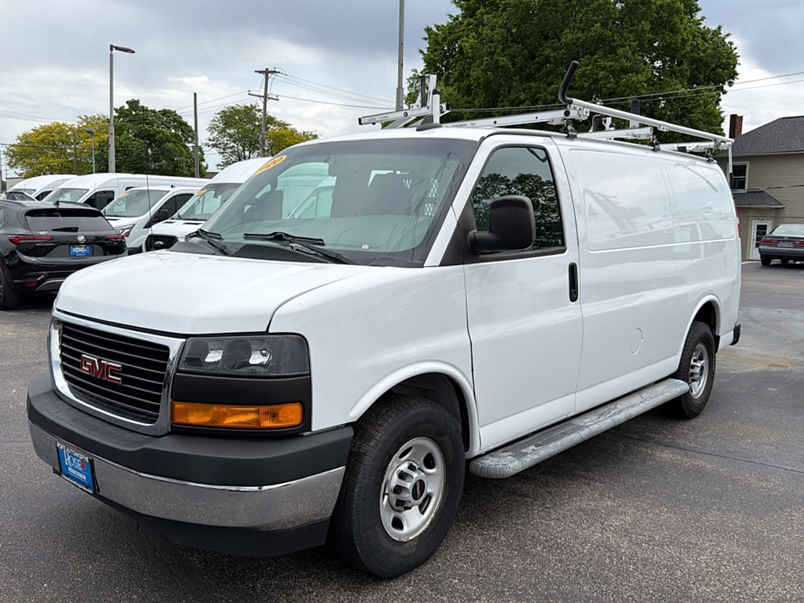 Used 2020 GMC Savana 2500 w/ Driver Convenience Package RWD image 3