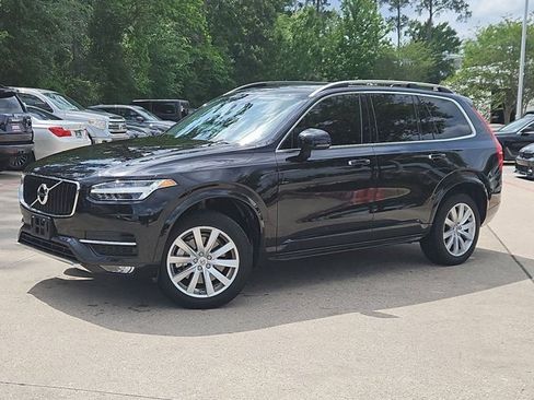 Used 2019 Volvo XC90 T5 Momentum w/ Protection Package Premier image 1