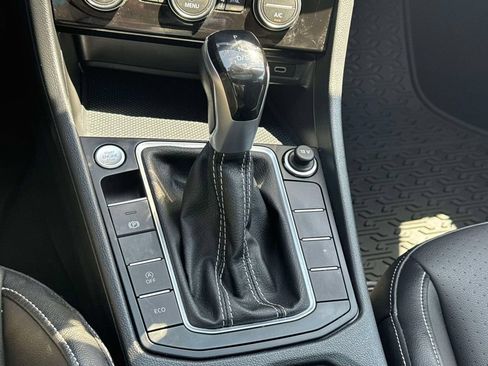 Used 2022 Volkswagen Jetta SE FWD image 28