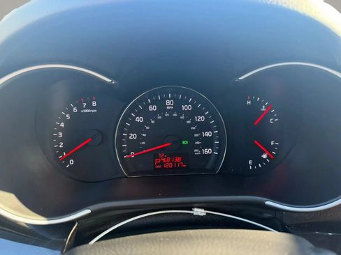 Used 2015 Kia Sorento LX FWD image 10