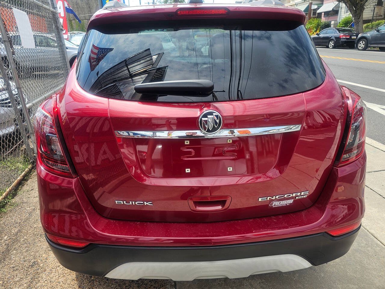 Used 2017 Buick Encore Essence w/ Experience Buick Package AWD/4WD image 6