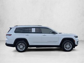 Used 2023 Jeep Grand Cherokee L Laredo AWD/4WD video 4