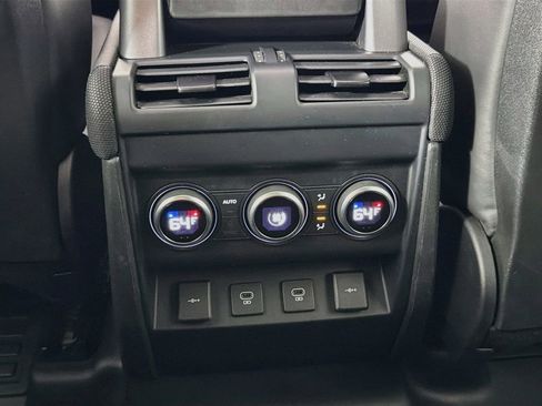 Used 2022 Land Rover Defender 110 X-Dynamic HSE AWD/4WD image 26