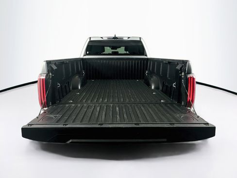 Used 2024 Toyota Tundra Limited AWD/4WD image 27