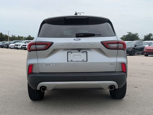 Used 2023 Ford Escape Platinum FWD image 6
