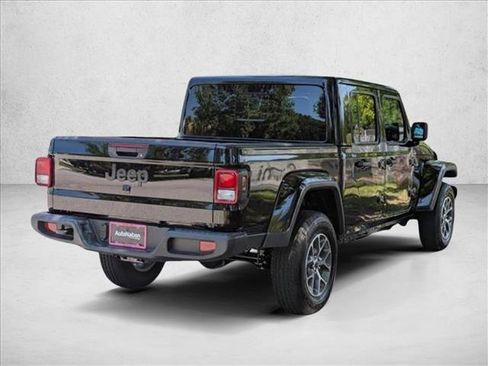 New 2025 Jeep Gladiator Sport AWD/4WD image 2