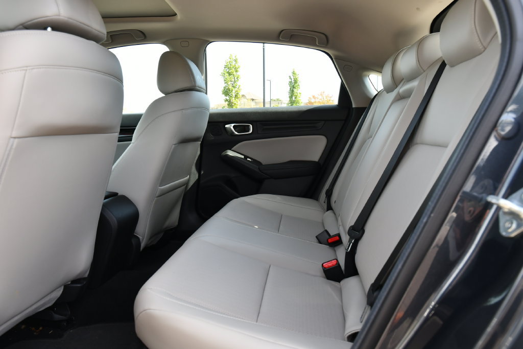 Used 2024 Honda Civic EX-L image 16