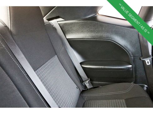 Used 2020 Dodge Challenger SXT RWD image 15