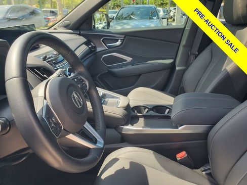 Used 2025 Acura RDX SH-AWD image 18