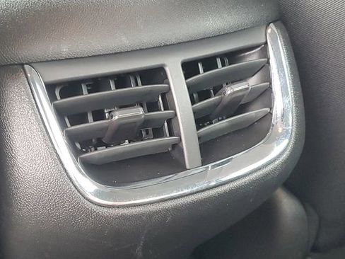 Used 2023 Chevrolet Malibu LT image 20