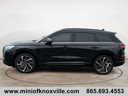 Used 2025 Lincoln Corsair Grand Touring w/ Equipment Group 301A image 6