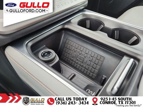 Used 2025 Ford Expedition Max Active RWD image 29