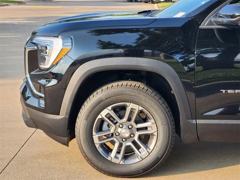 New 2026 GMC Terrain Elevation w/ Technology Package II image 6