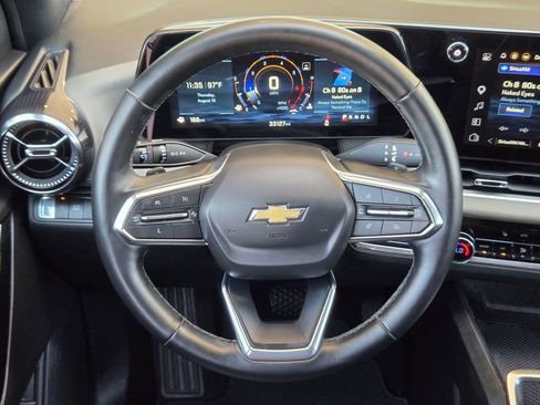 Used 2025 Chevrolet Equinox LT w/ Convenience Package II FWD image 21